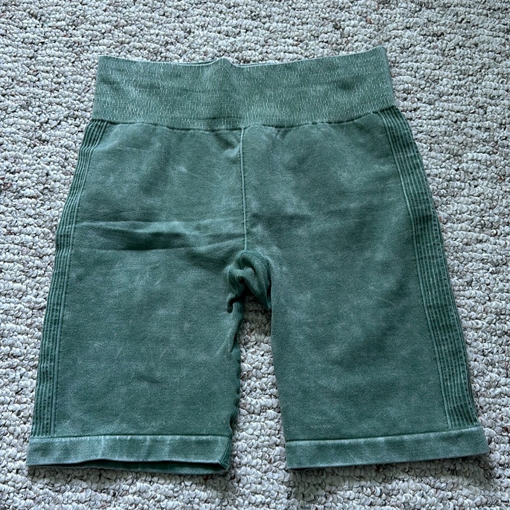 Aeropostale workout green shorts